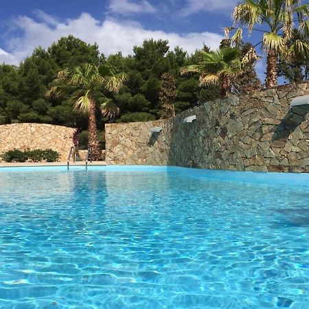 Residence Elegance Ville Ed Appartamenti A Porto Pino Zewnętrze zdjęcie