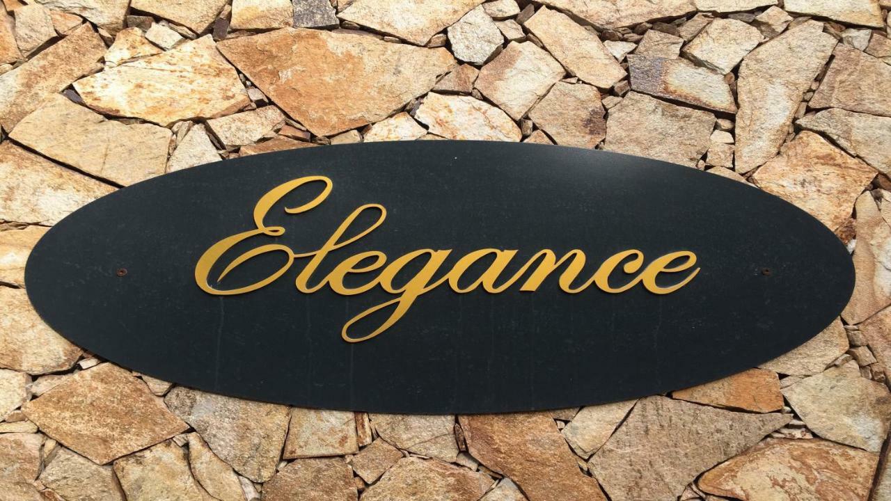 Residence Elegance Ville Ed Appartamenti A Porto Pino Zewnętrze zdjęcie